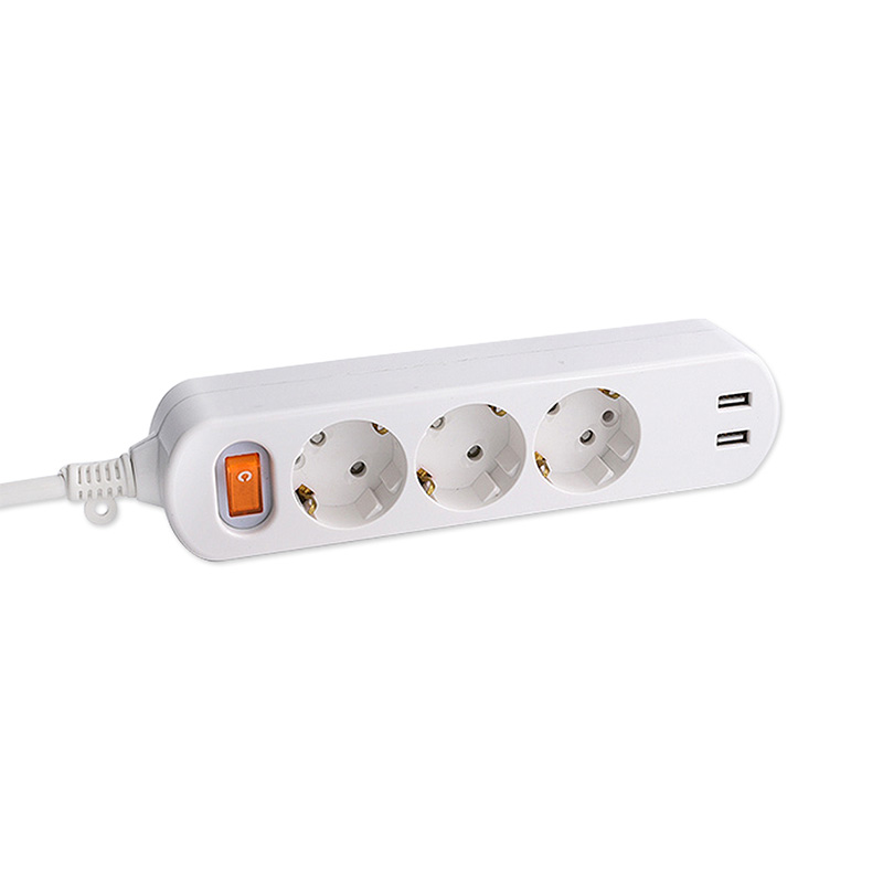 3 outlets EU standard socket with 2 USB ports and 1 master switch